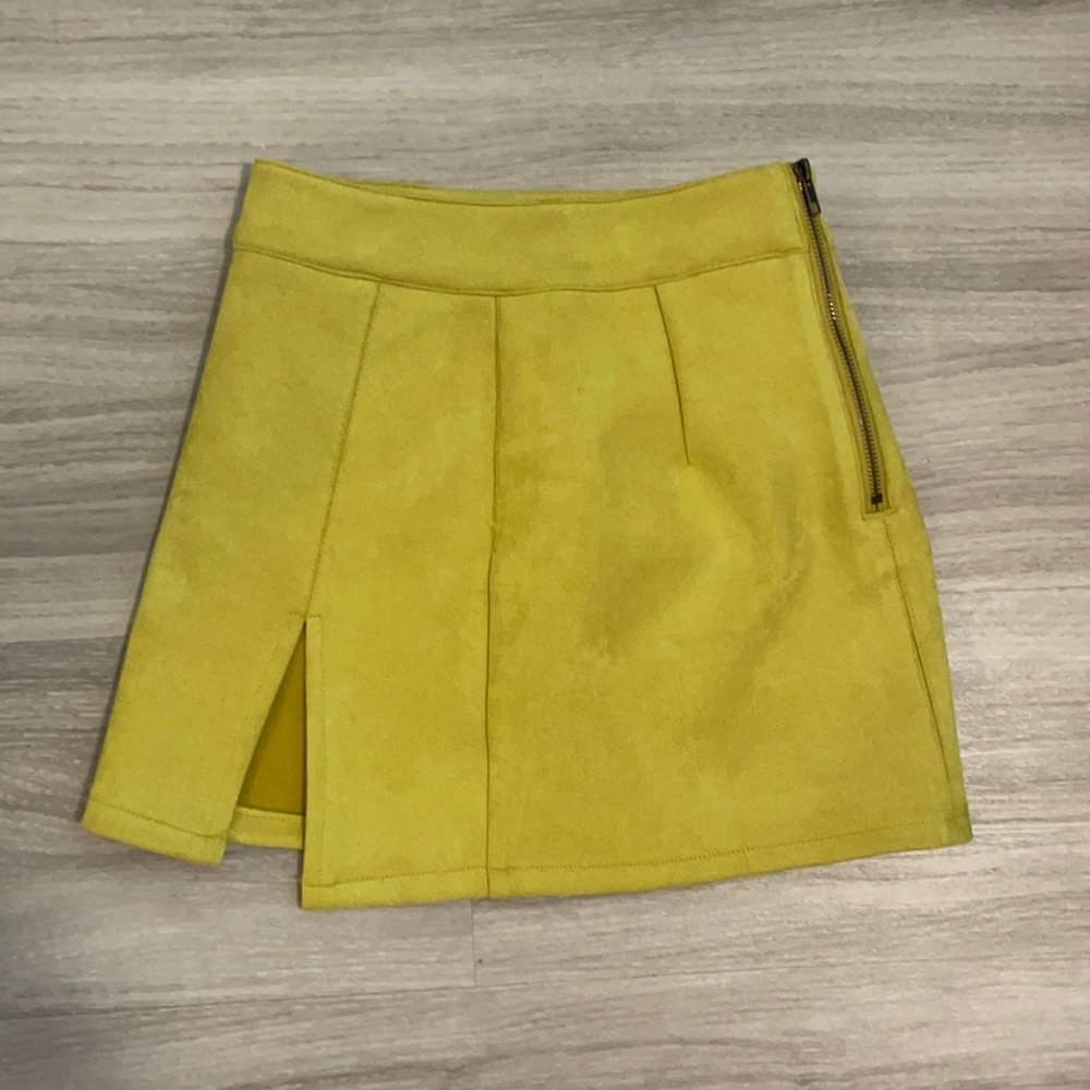 Brand New Lime Green Mini Faux Suede Skirt - S